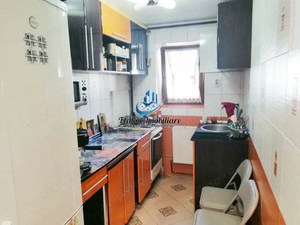 Apartament 3 camere semidecomandat Piata Maratei — fotografia 1