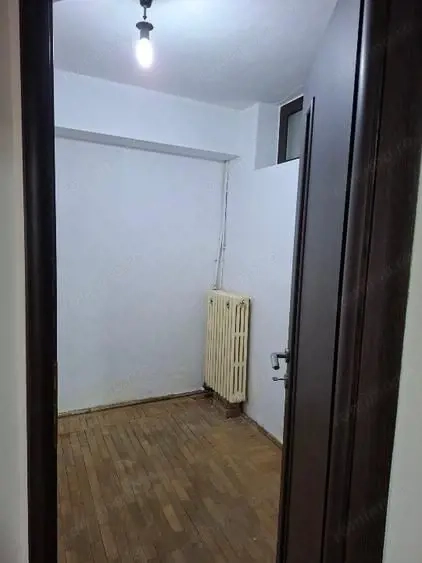 Apartament 3 camere Regina Elisabeta, langa parc, ideal investitie — fotografia 3