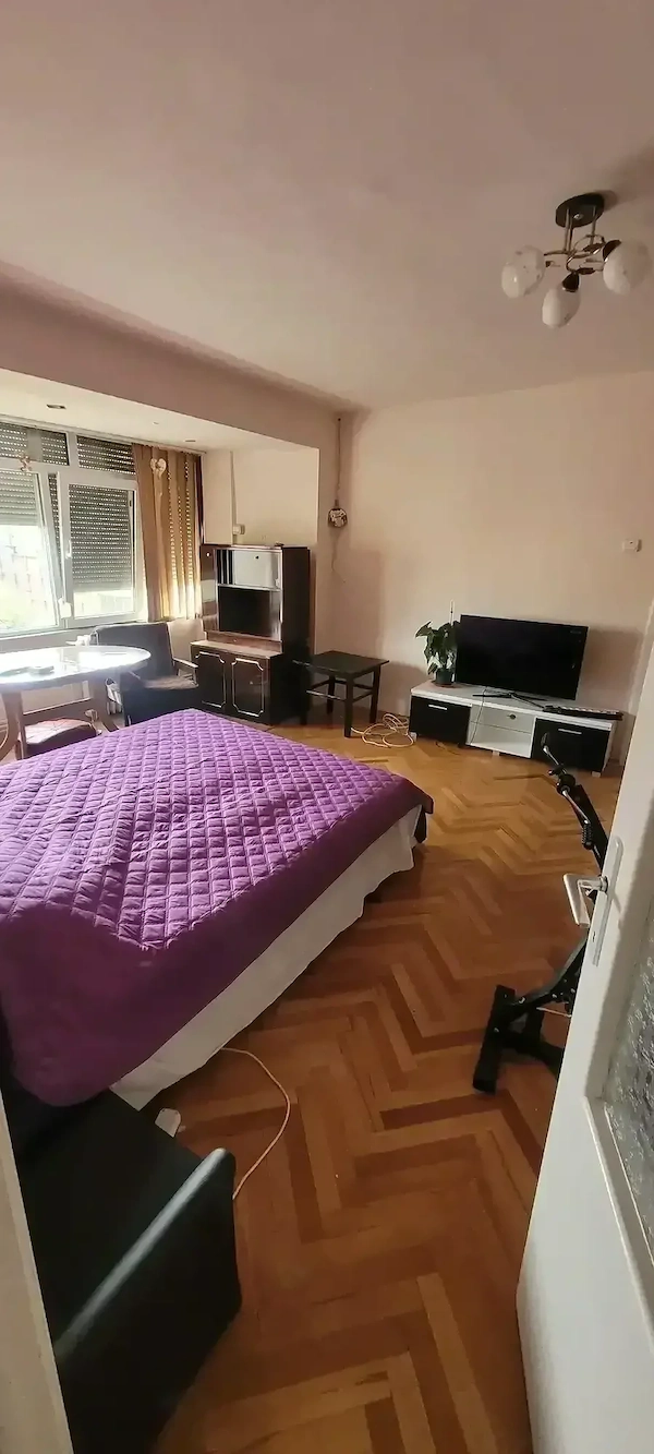 Închiriez apartament cu 3 camere, zona Complex, Timișoara