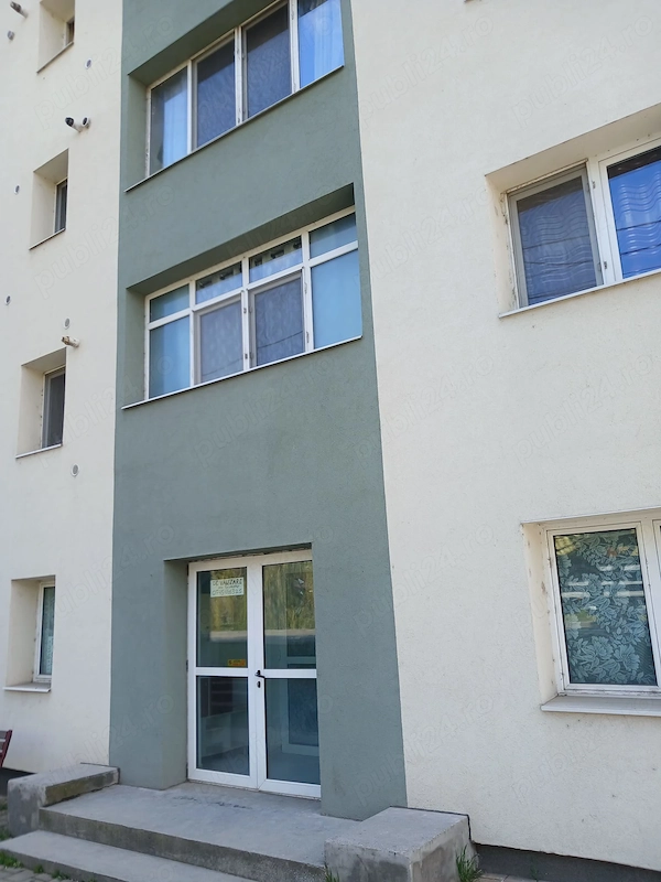 Vinzare apartament 2 camere — fotografia 1