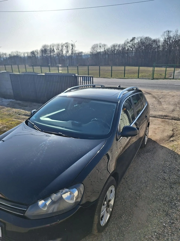 VOLKSWAGEN Golf 2012