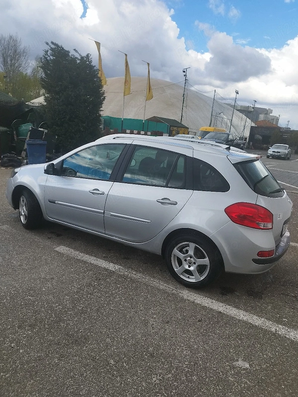 Vând Renault Clio sau schimb cu Volskwagen passat b7