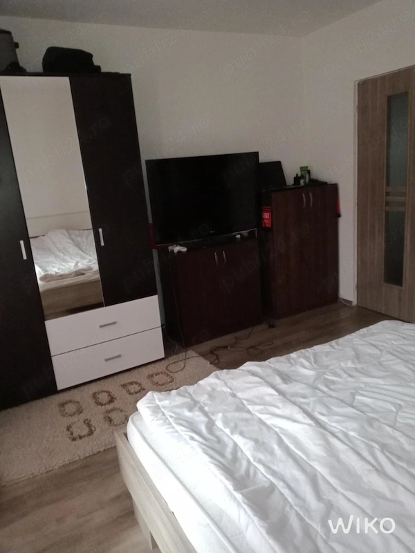 Vând sau schimb cu casă — fotografia 3