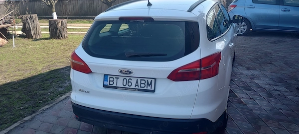 FORD Focus 2015 — imagine 7