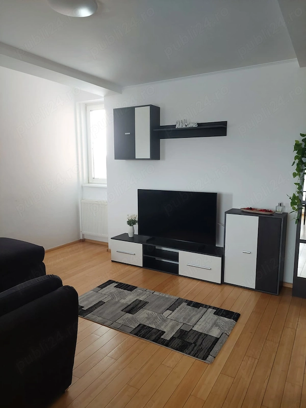 apartament 3 camere pe 2 niveluri, de inchiriat — fotografia 1