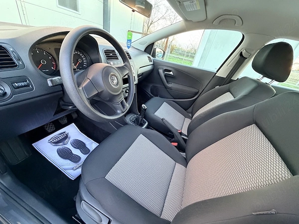 VOLKSWAGEN Polo 2009 — imagine 8