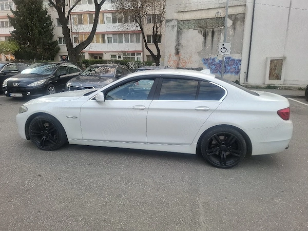 BMW 5 Series 2011 — imagine 5