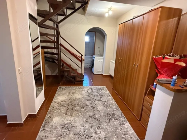 Apartament 4 camere decomandat cu scara interioara, Zona Sarari — fotografia 3