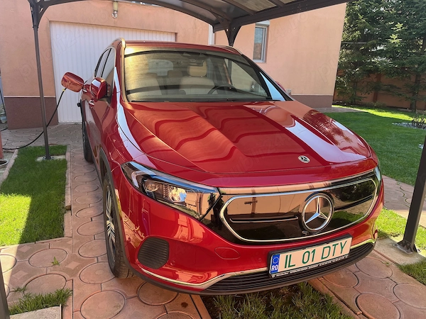 MERCEDES-BENZ EQA 2023