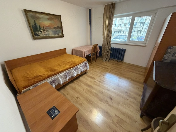 Închiriez o cameră într-un apartament cu 3 camere — fotografia 2