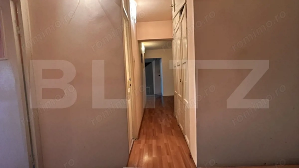 Apartament lângă piața Rogerius, 3 camere, etaj 2, renovabil — fotografia 2