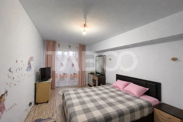 Apartament cu 3 camere de vanzare in Manastur Edgar Quinet — fotografia 3