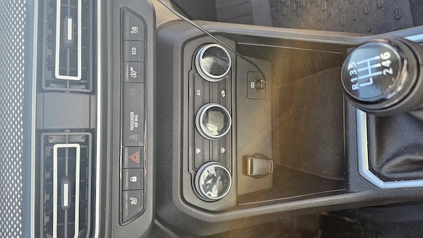 DACIA Logan 2023 — imagine 7