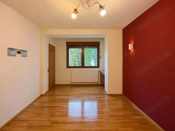 Apartament 4 camere de vânzare – zona Medicina, etaj 1, cu garaj înscris în CF — fotografia 2