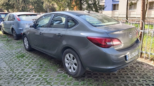 OPEL Astra 2018 — imagine 15