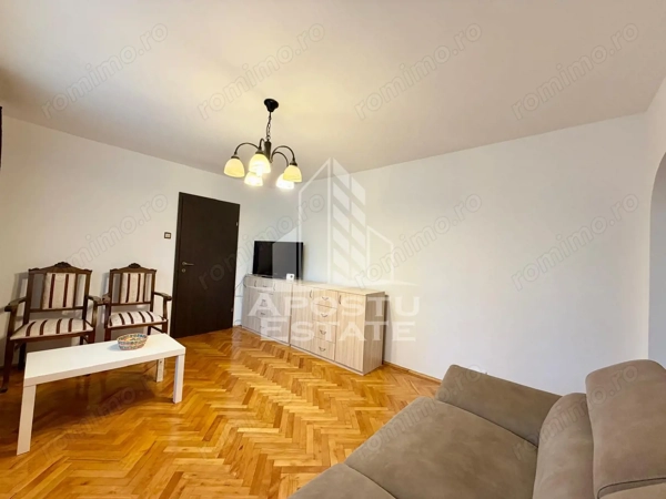 Apartament 3 camere de vanzare, zona Circumvalatiunii, Timisoara — fotografia 1
