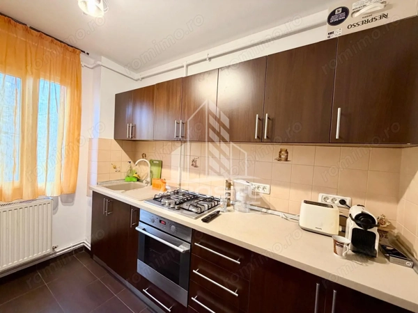 Apartament 3 camere de vanzare, zona Circumvalatiunii, Timisoara — fotografia 3