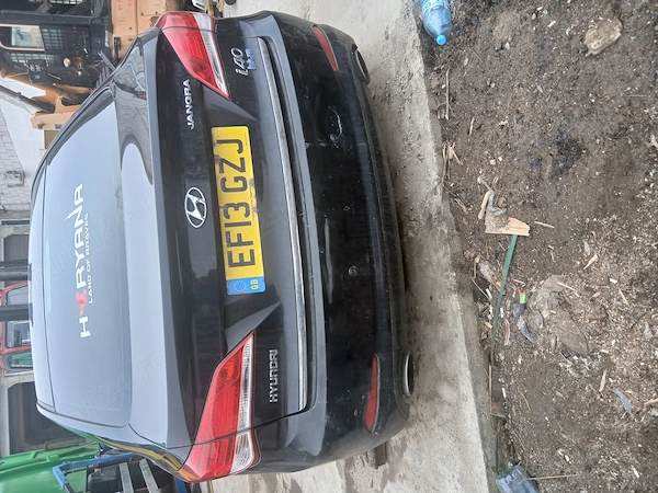 HYUNDAI i40 2013 — imagine 3