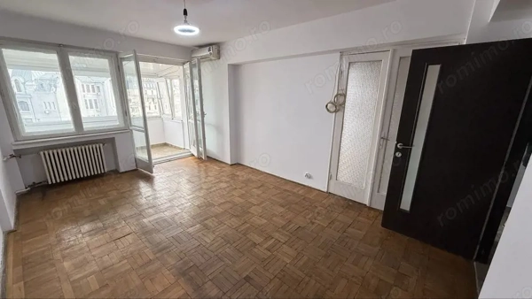 Apartament 3 camere Regina Elisabeta, langa parc, ideal investitie — fotografia 1
