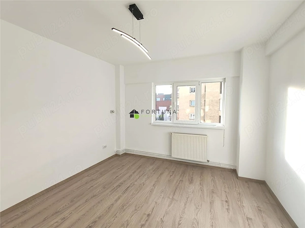 Apartament 2 camere, renovat total, pe str. Toamnei, in Centrul Civic