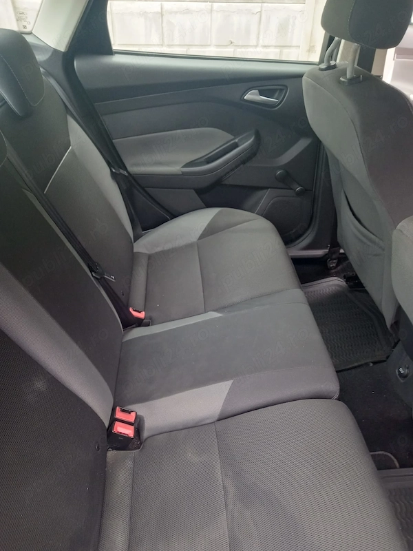 FORD Focus 2012 — imagine 10
