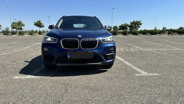 Vand autoturism marca BMW X1 - X Drive SUV an fabricatie 2019