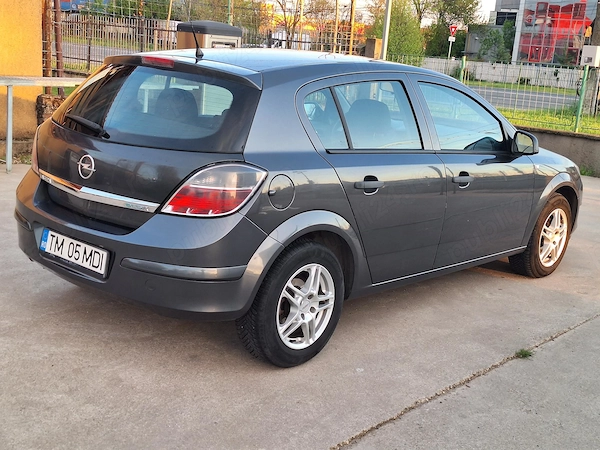 OPEL Astra 2009 — imagine 3