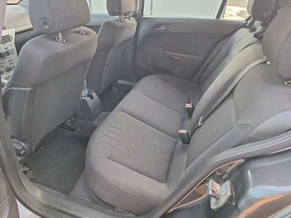 OPEL Astra 2009 — imagine 8