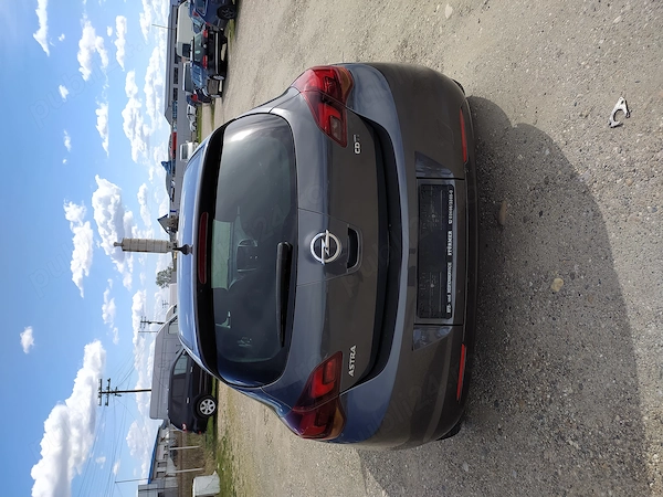 OPEL Astra 2011 — imagine 3