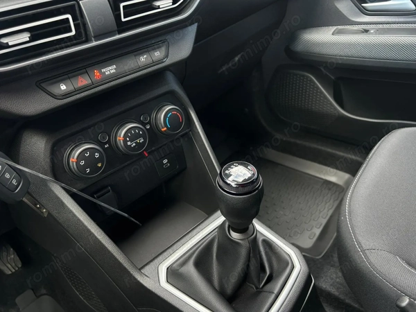 DACIA Logan 2025 — imagine 19