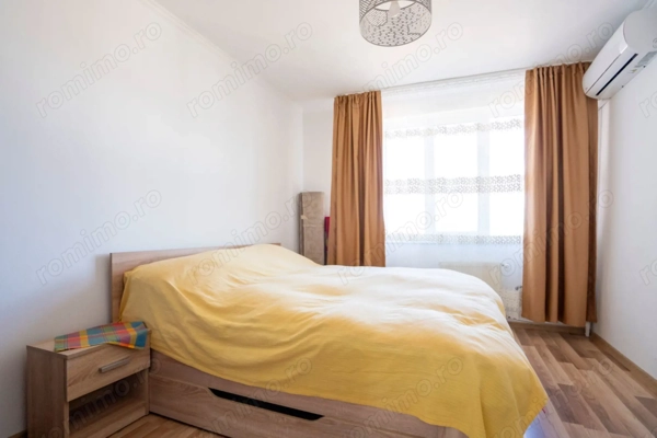 Apartament 3 camere, 2 bai, Nufarul , etaj intermediar — fotografia 1