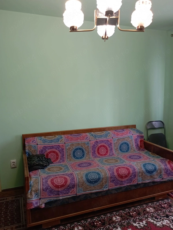 Apartament cu 2 camere semidecomandat, mobilat-etaj1-zona Zamfirescu Deva