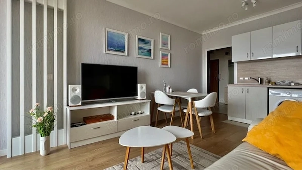 Apartament cu 1 camera in zona Titan