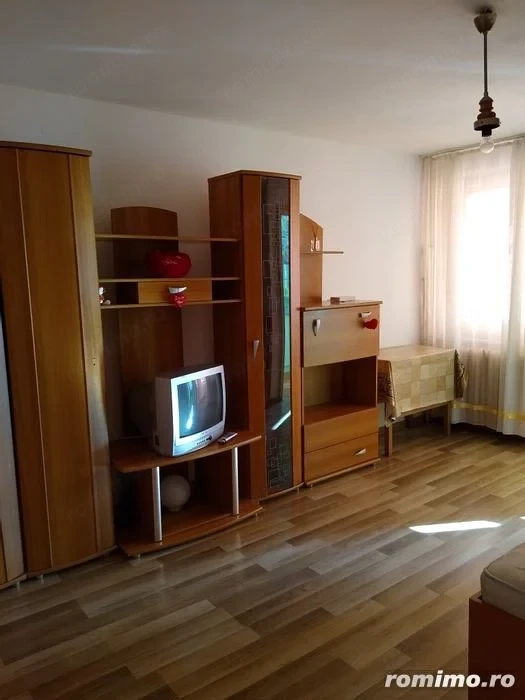 Garsoniera- Zona Badea Cartan
