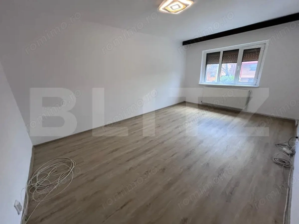 Apartament decomandat, 52 mp, zona Rovine — fotografia 1