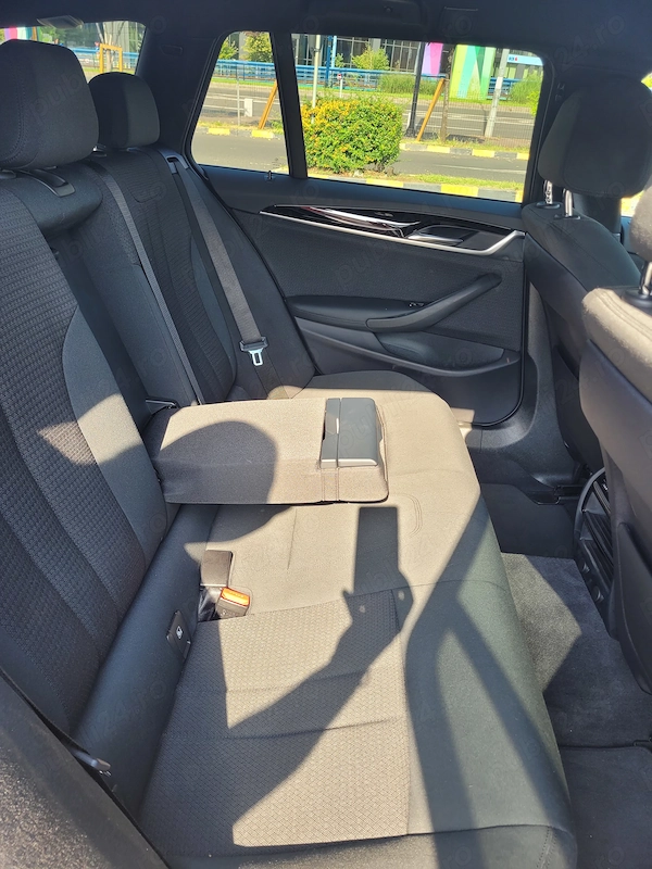 BMW 5 Series 2019 — imagine 9