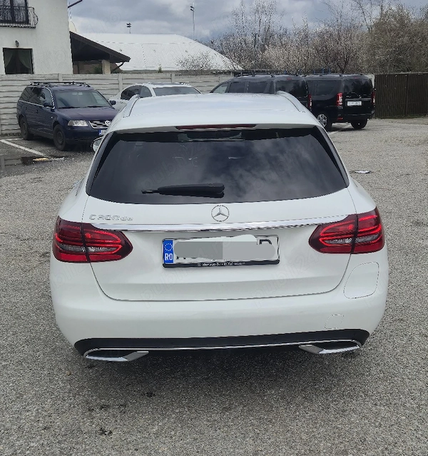 MERCEDES-BENZ C-Class 2020 — imagine 3
