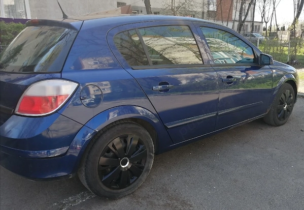 OPEL Astra 2004 — imagine 3
