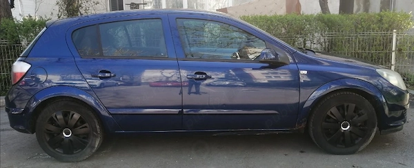 OPEL Astra 2004 — imagine 9