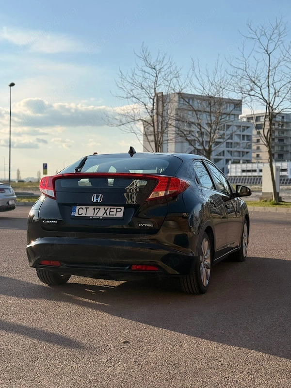 HONDA Civic 2012 — imagine 2