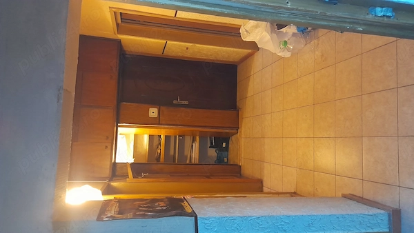 Apartament 3 camere, decomandat, et 1 din 2, bloc 6 apartamente, garaj si boxa proprie — fotografia 2