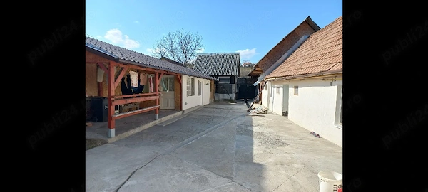 Casa de vanzare
