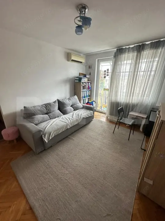 Apartament 3 camere, semidecomandat, 54 mp, balcon, orientare sudică, Grigorescu — fotografia 3