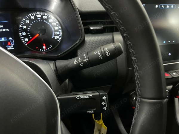 RENAULT Clio 2023 — imagine 20