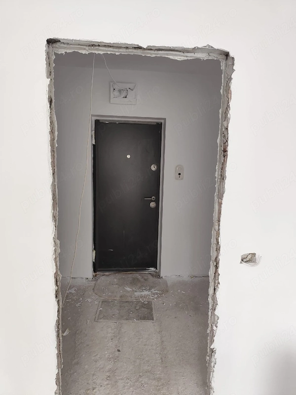Vand apartament decomandat cu două camere — fotografia 1