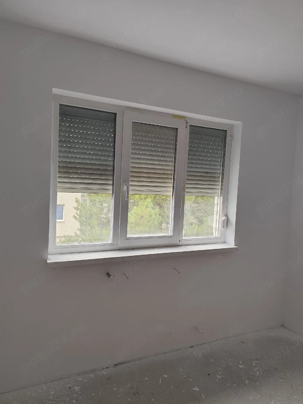 Vand apartament decomandat cu două camere — fotografia 3