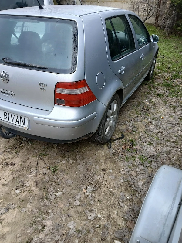 VOLKSWAGEN Golf 2004 — imagine 5