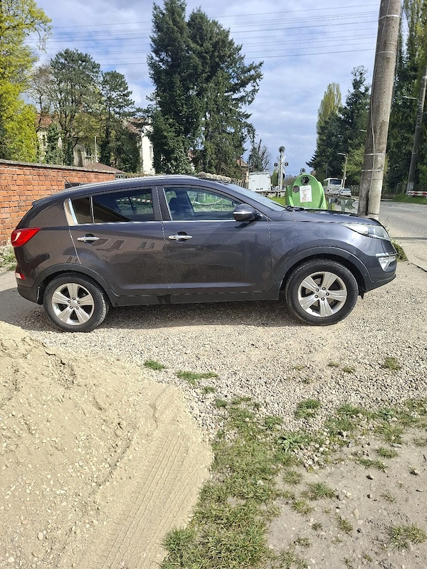 KIA Sportage 2014 — imagine 2