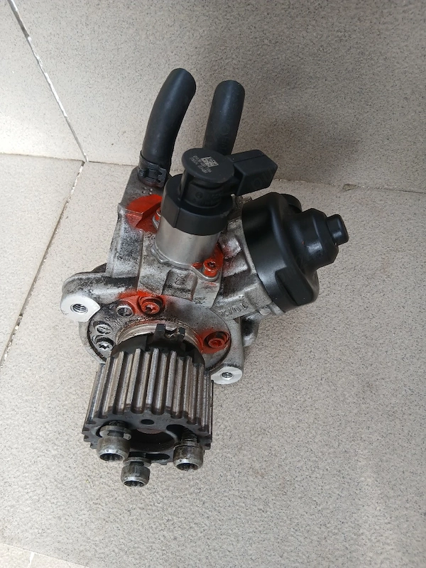 Pompă înaltă presiune AUDI A4 b8