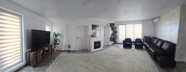Vând apartament cu trei camere — fotografia 1